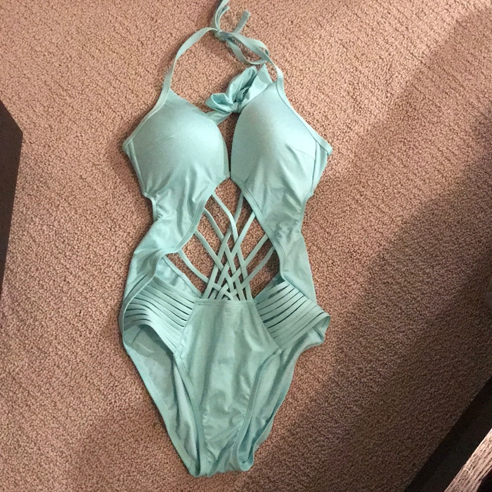 Bathing suit